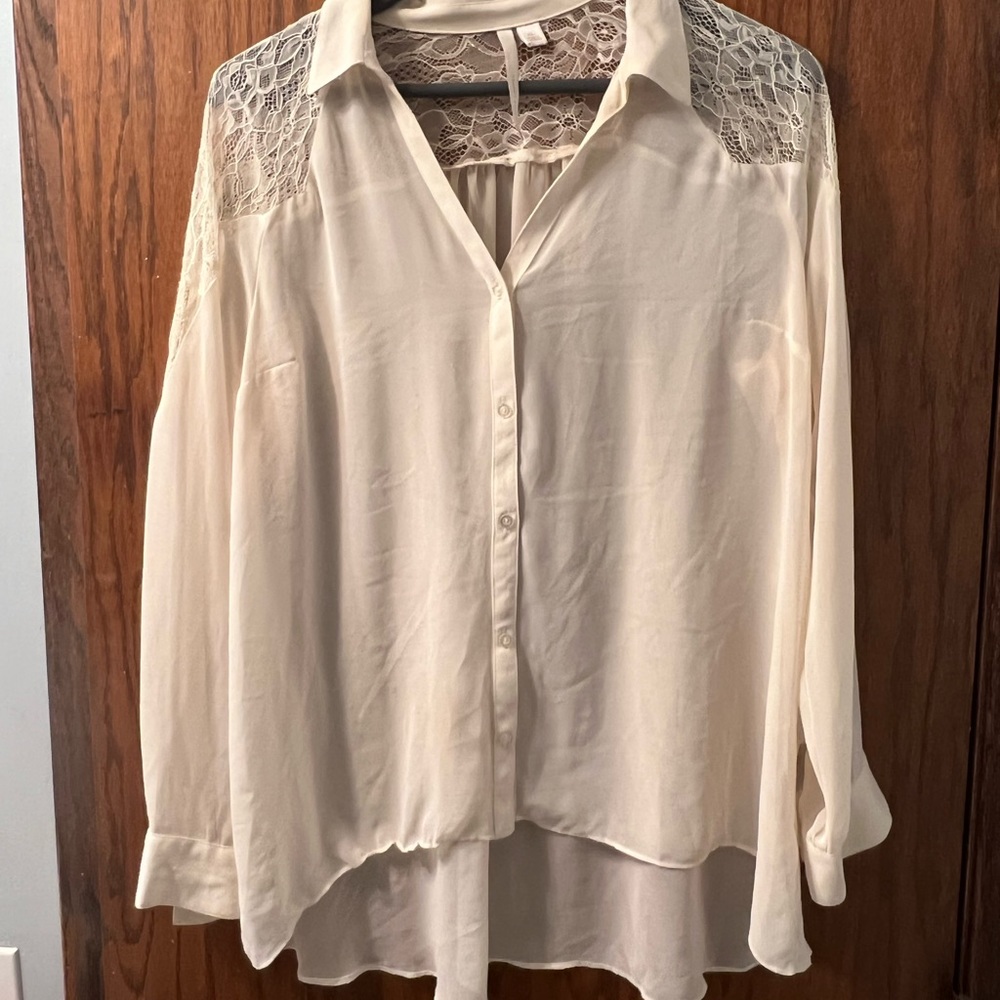 LC Lauren Conrad white button down blouse. Size XL